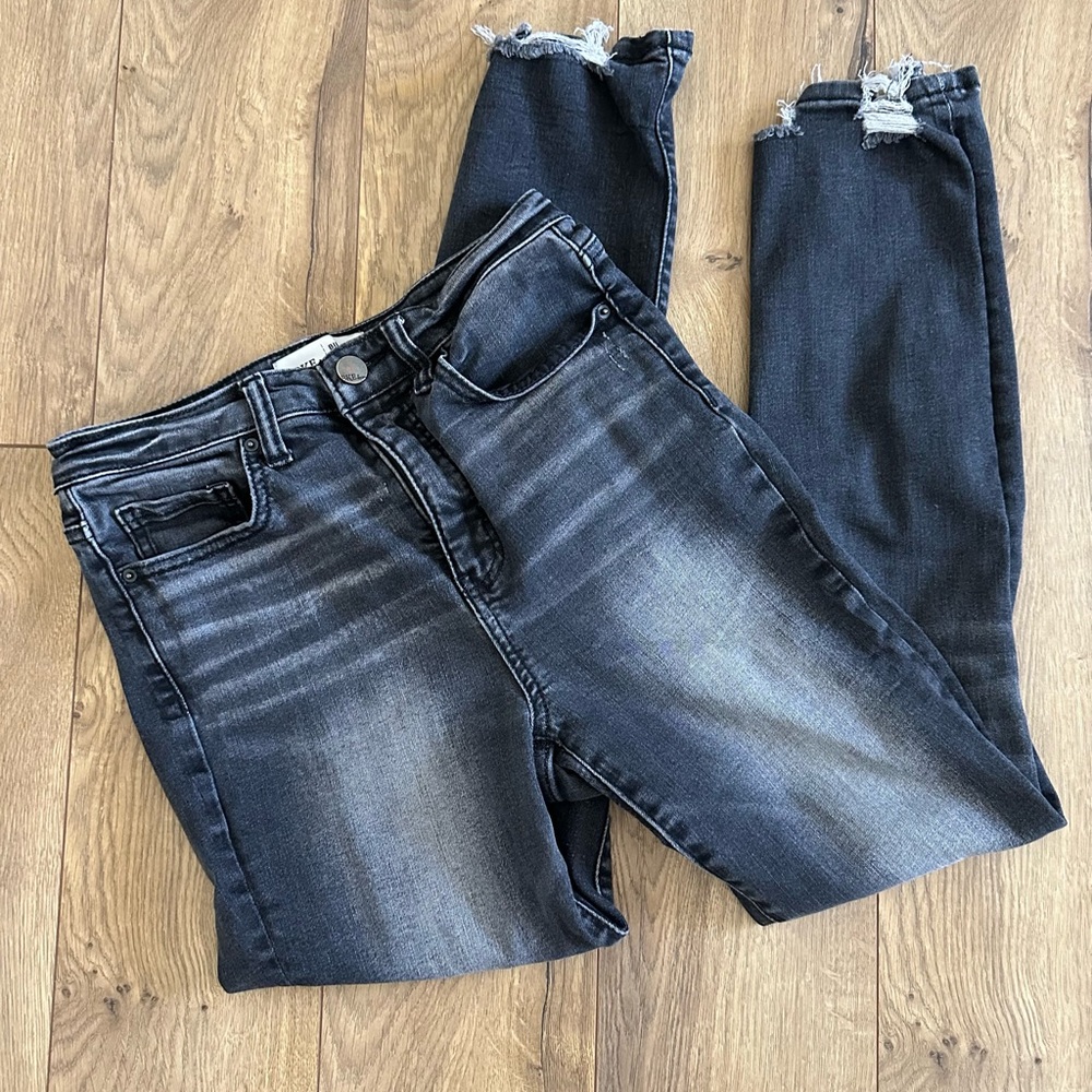 Women's Distressed Black Jeans